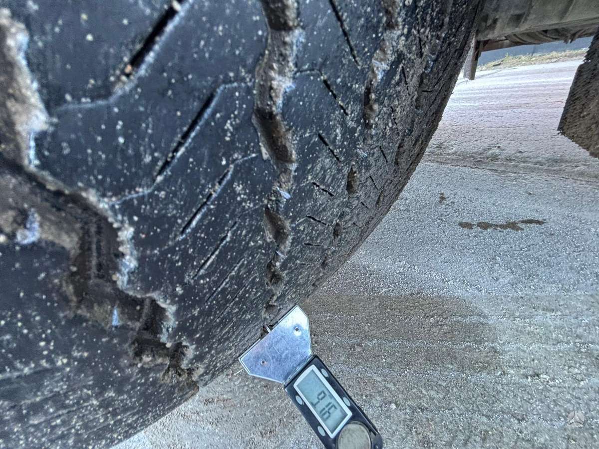 Volvo FM 460 6x2, с краном