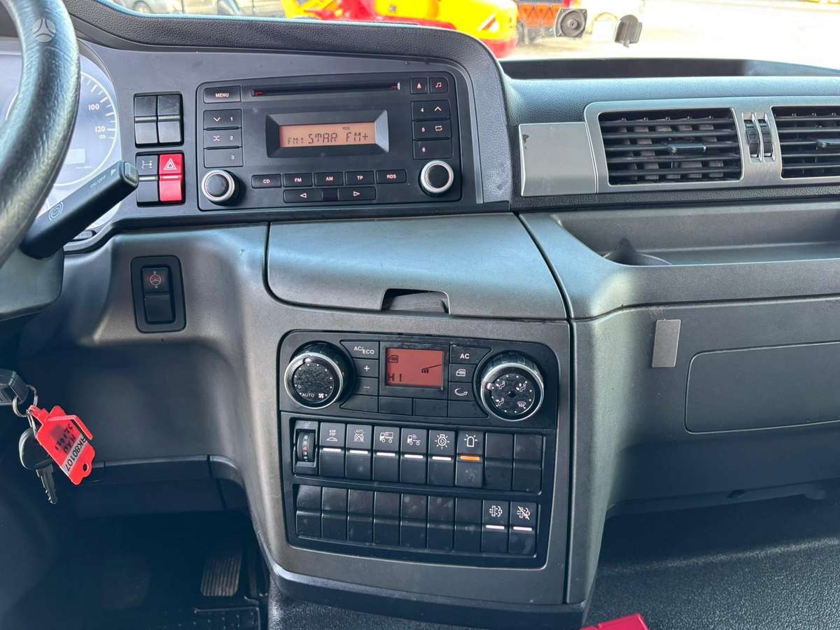 MAN TGL 7.180 4x2, бортовые