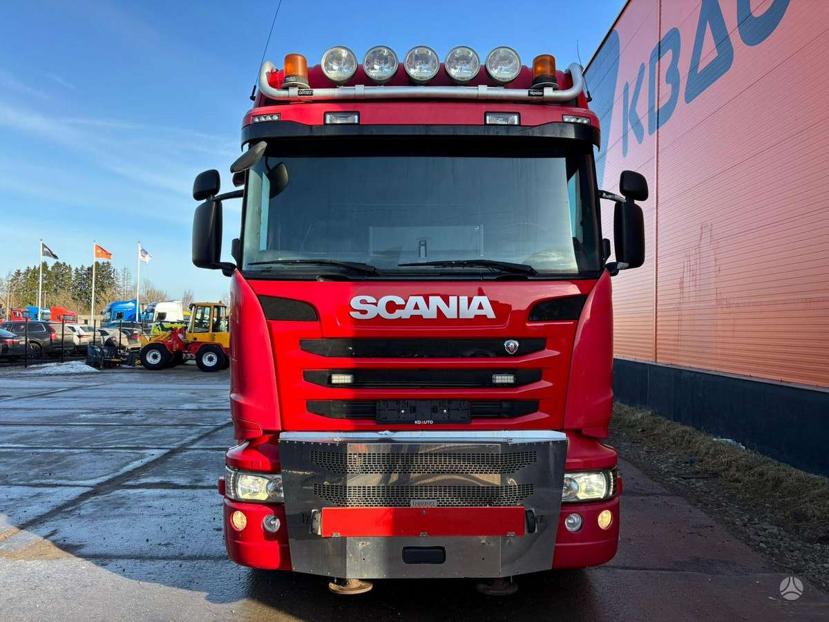 Scania R 450 8x2*6, su kranu