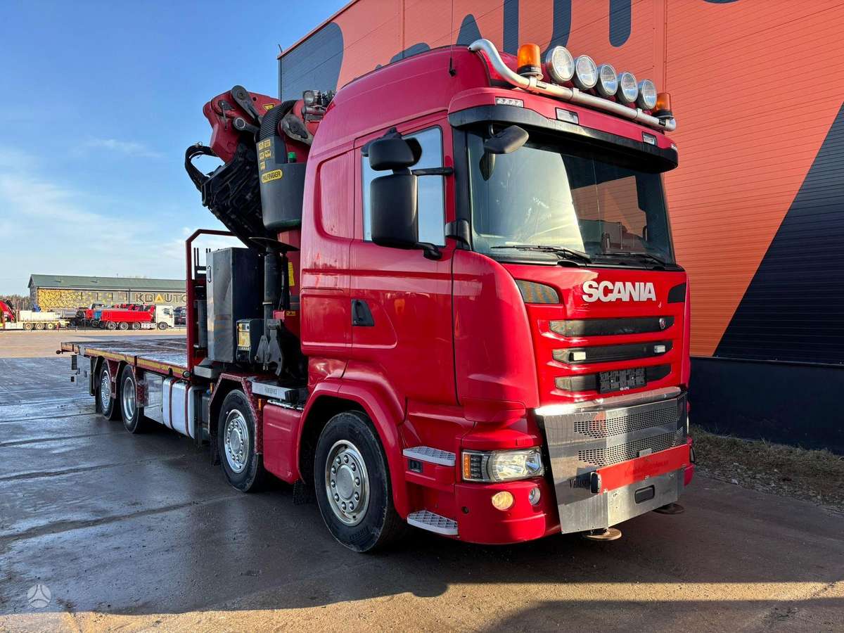 Scania R 450 8x2*6, su kranu