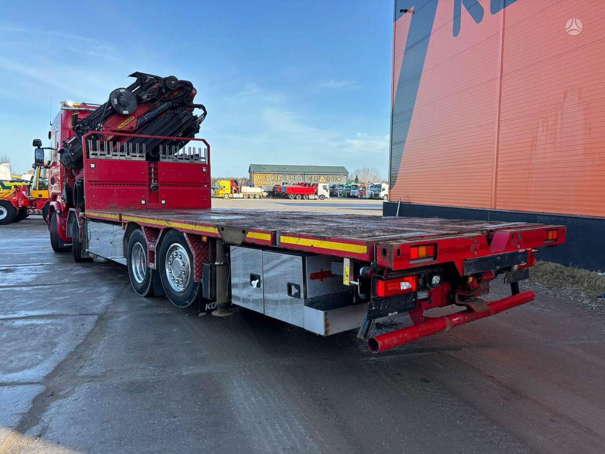 Scania R 450 8x2*6, su kranu