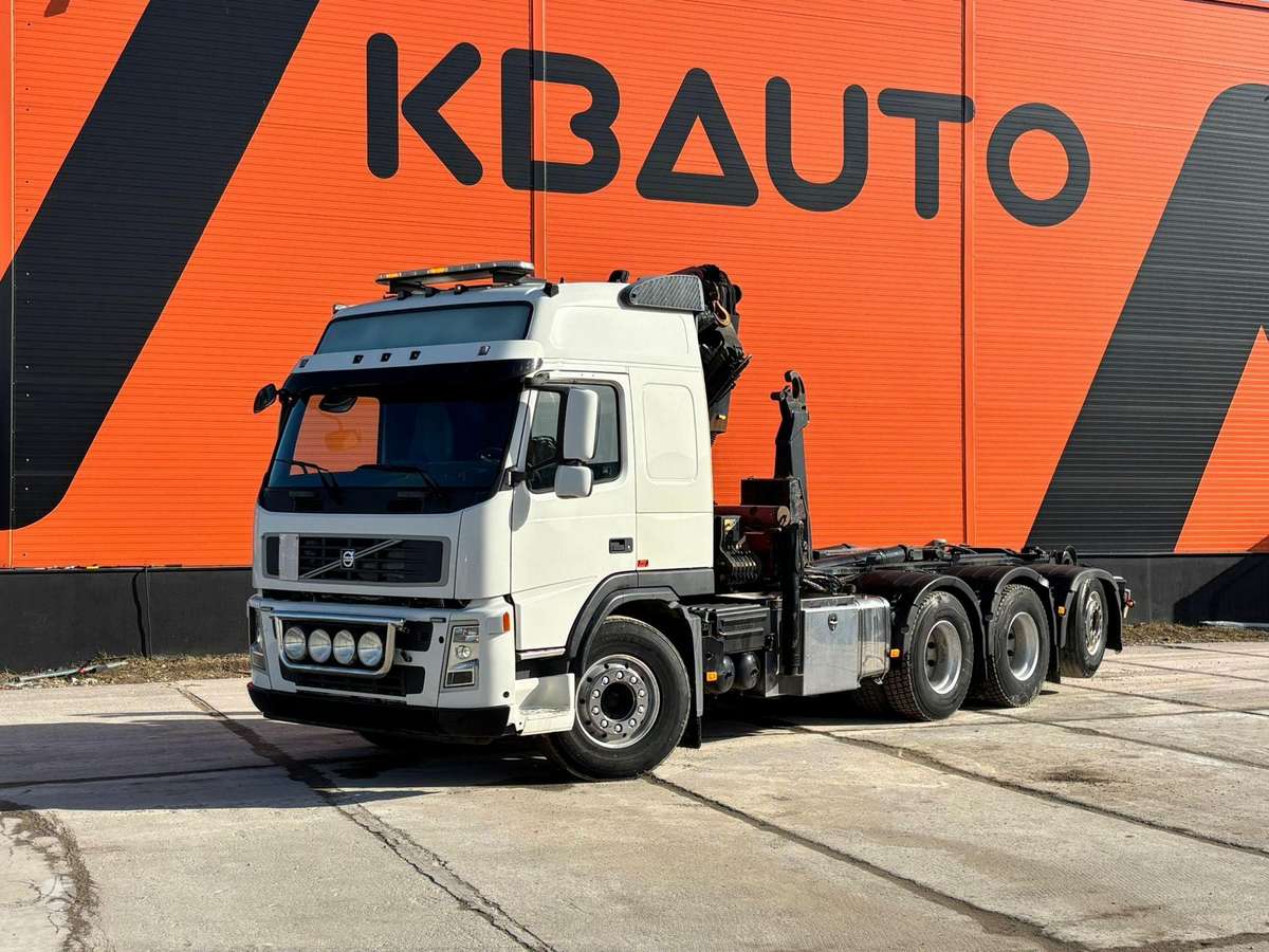 Volvo FM 440 8x4*4, с краном
