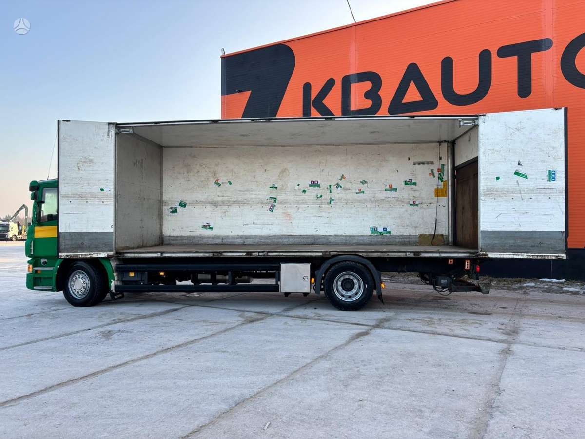 Scania P 320 4x2, box trucks / box vans