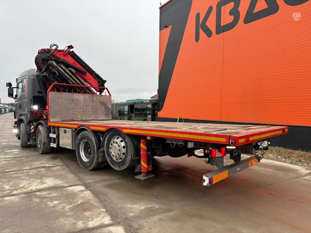 Scania G 440 8x2*6, ar krānu