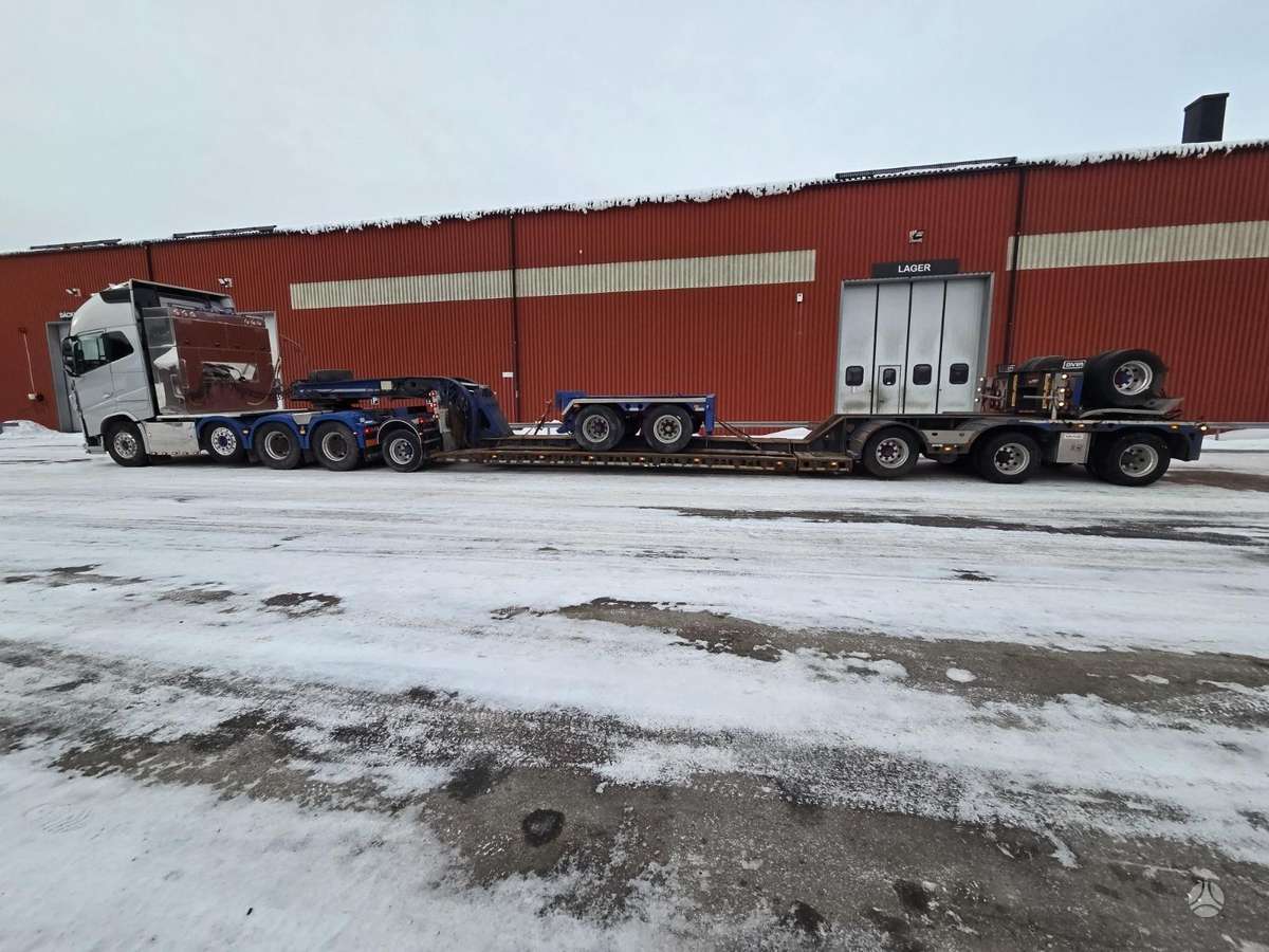 Volvo FH 16 750 8x4+2, single sleeper