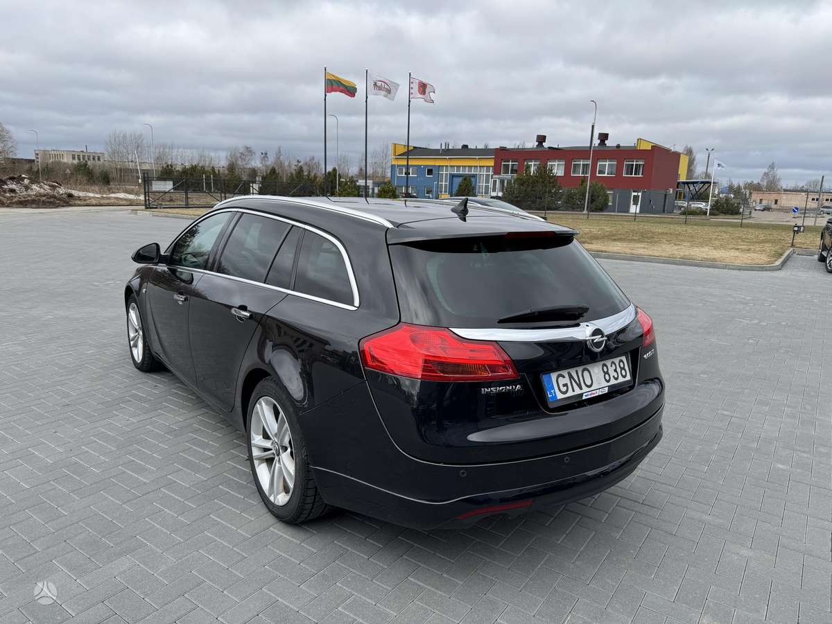 Opel Insignia, 2.0 l., Универсал