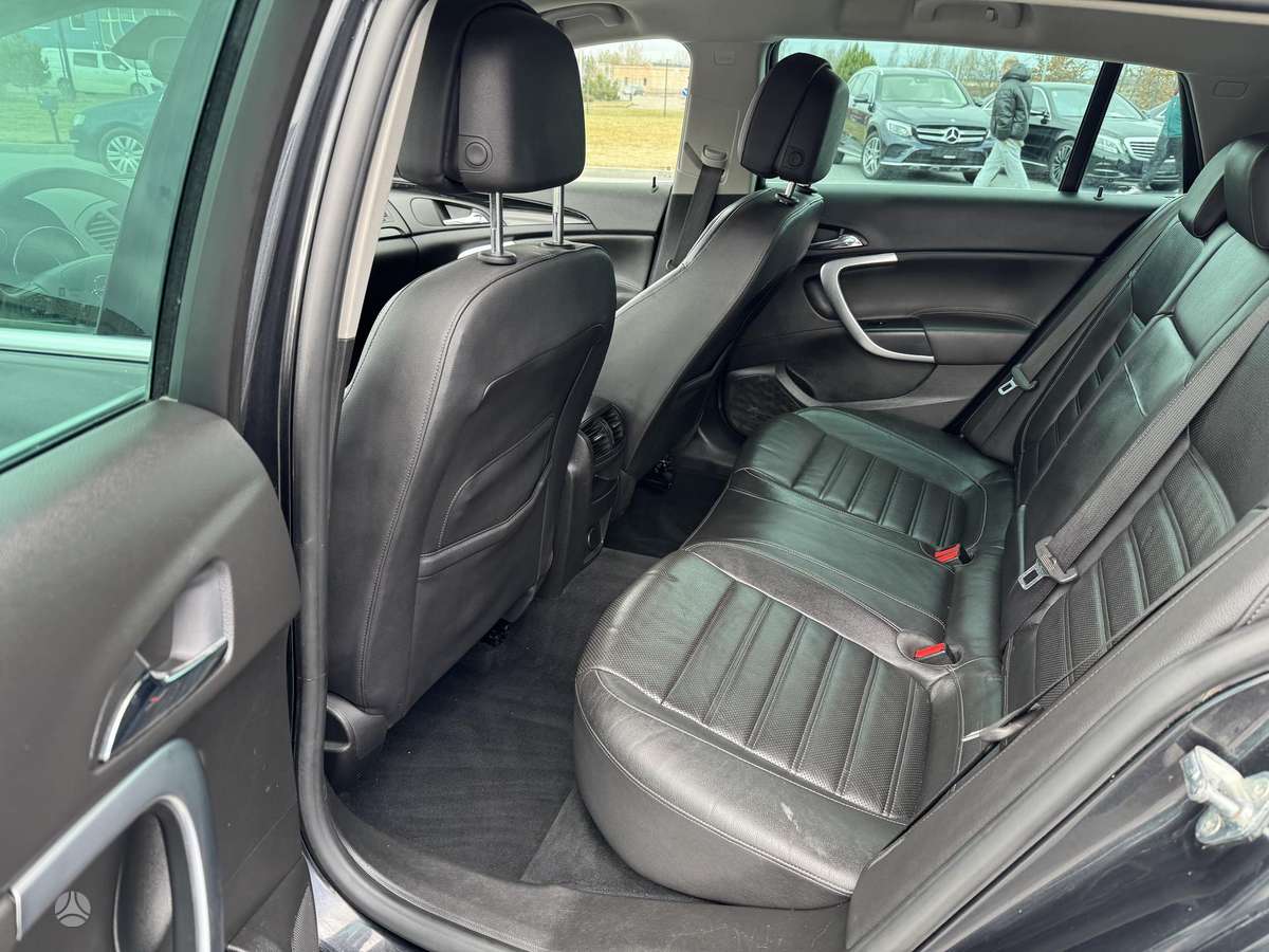 Opel Insignia, 2.0 l., Универсал