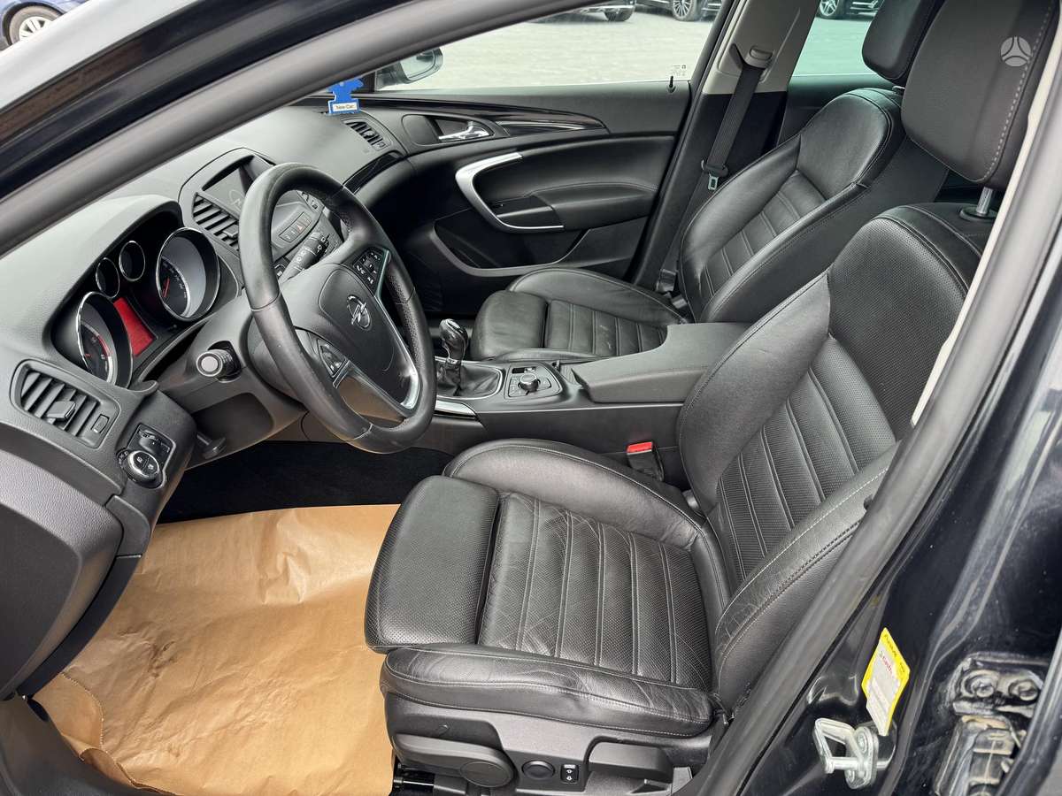 Opel Insignia, 2.0 l., Универсал