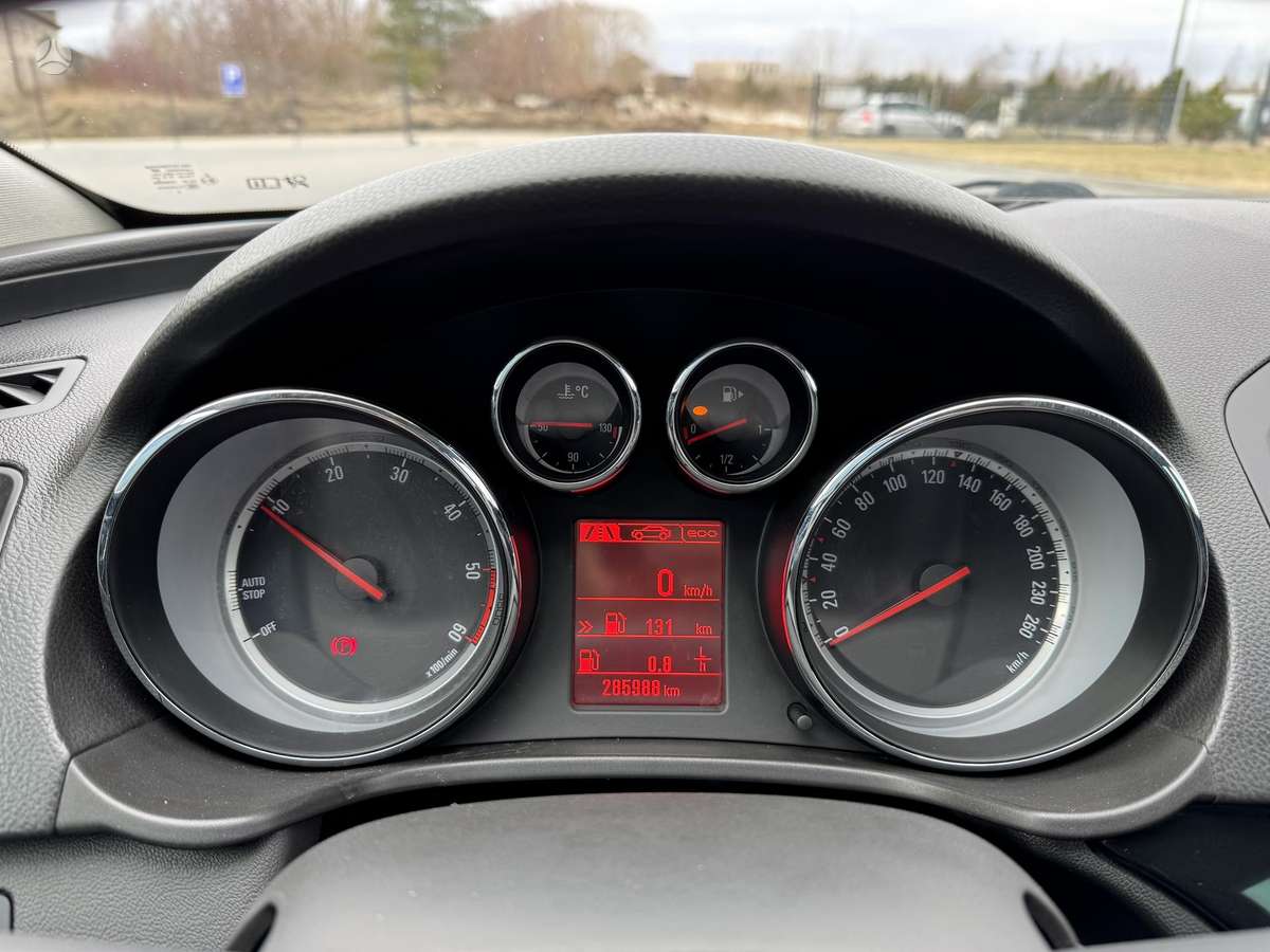 Opel Insignia, 2.0 l., Универсал