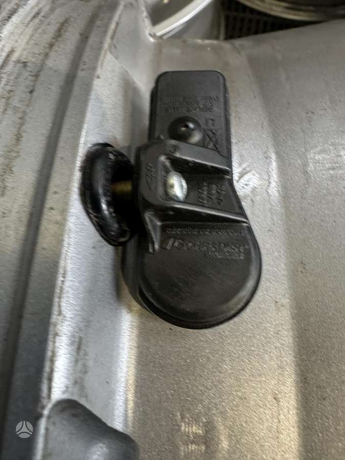 Dacia Duster originalūs, light alloy, R16