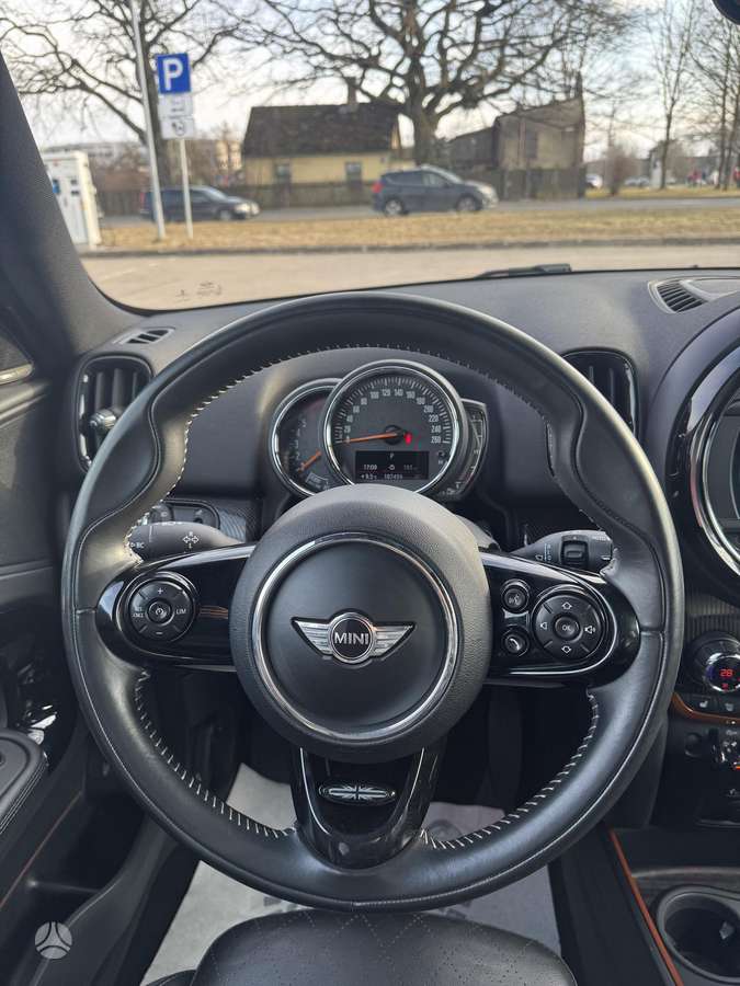 Mini Countryman, 2.0 l., off-road / crossover