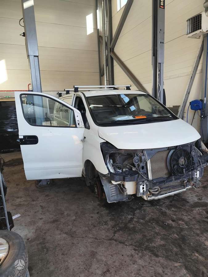 Hyundai H1