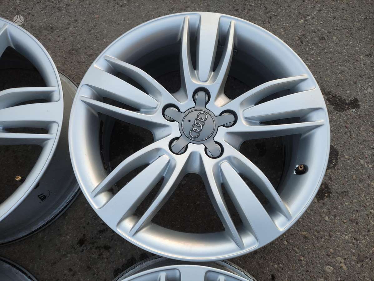 Audi Originalūs Q3, light alloy, R17