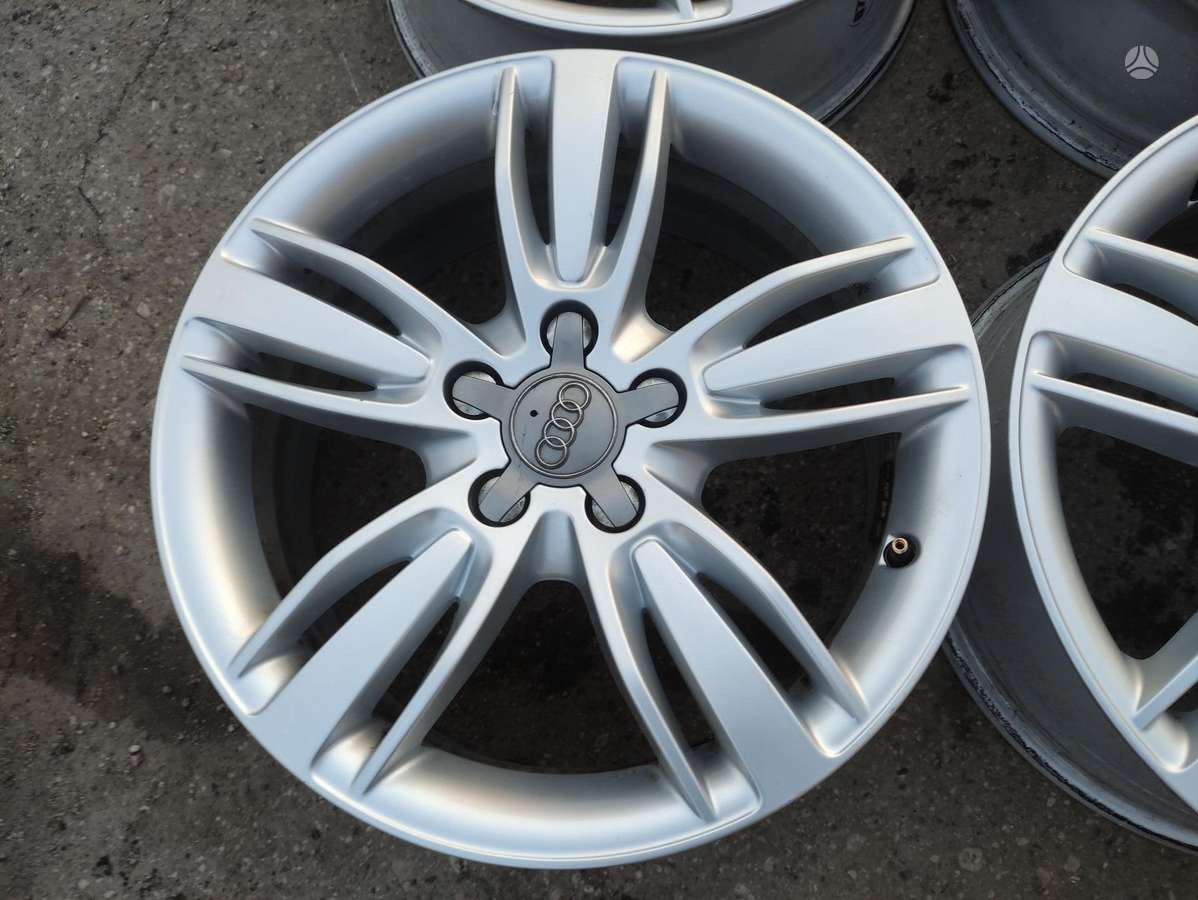 Audi Originalūs Q3, light alloy, R17