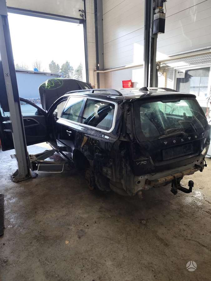 Volvo V70