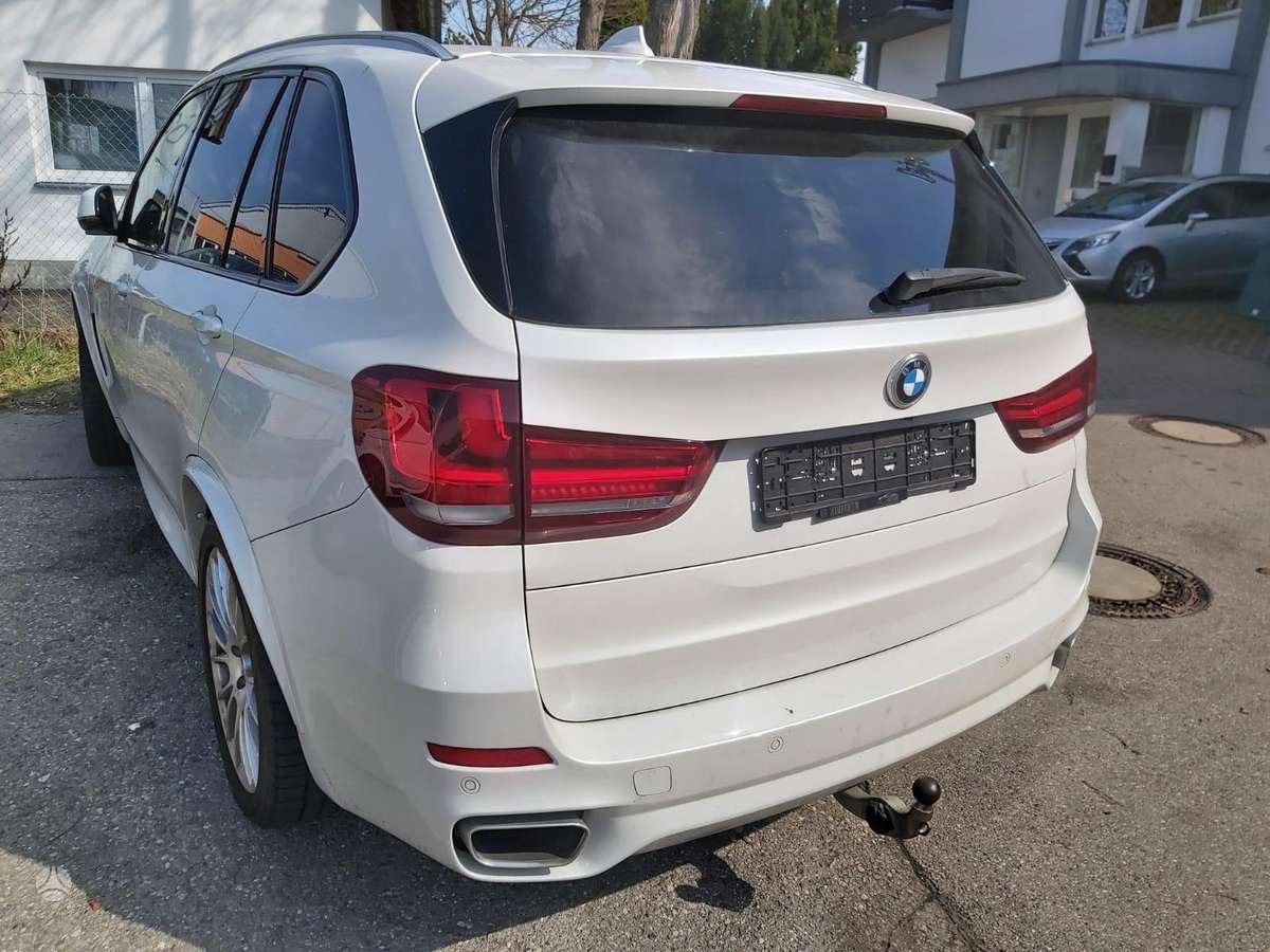 BMW X5 M paketas dalimis a96 kodas