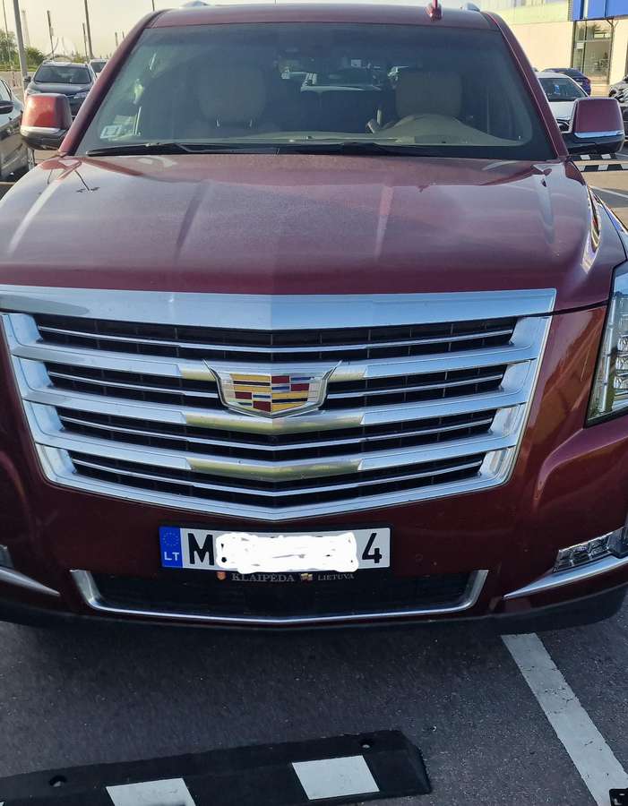 Cadillac Escalade, 6.2 l., off-road / crossover