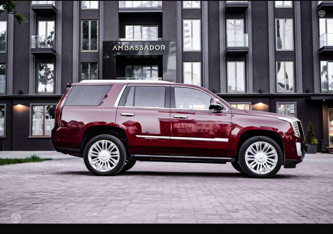 Cadillac Escalade, 6.2 l., off-road / crossover