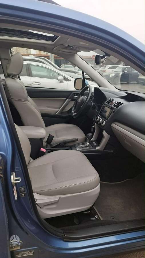 Subaru Forester, 2.5 l., off-road / crossover
