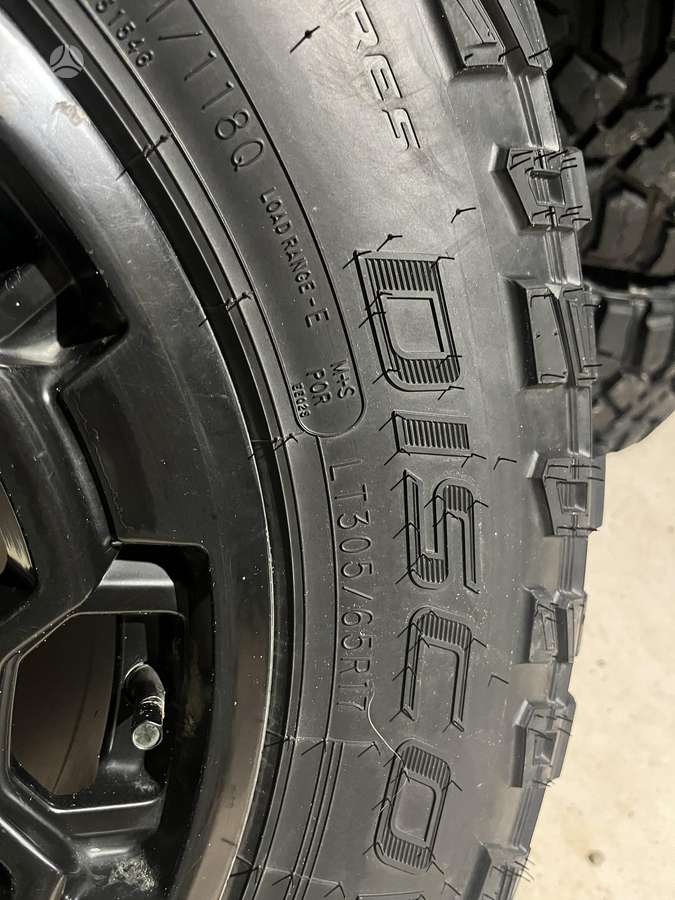 Cooper STT pro 33 12,5, всесезонные 305/65 R17