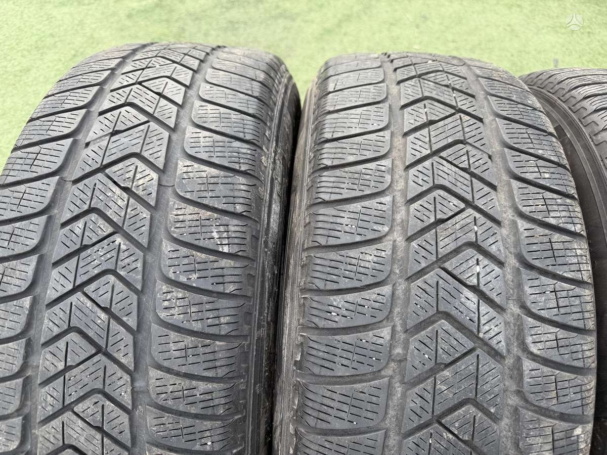 Pirelli 4/6mm 2020m., всесезонные 235/60 R18