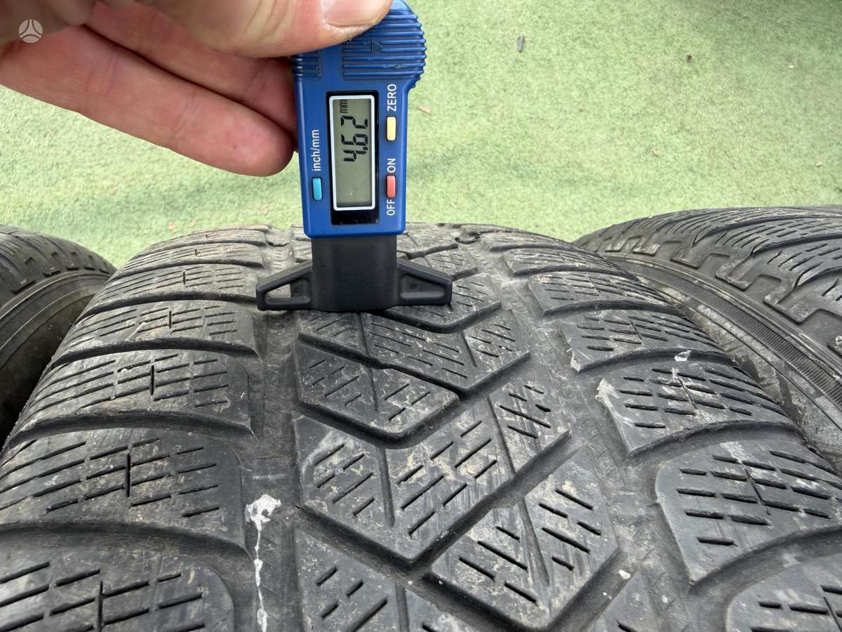 Pirelli 4/6mm 2020m., всесезонные 235/60 R18