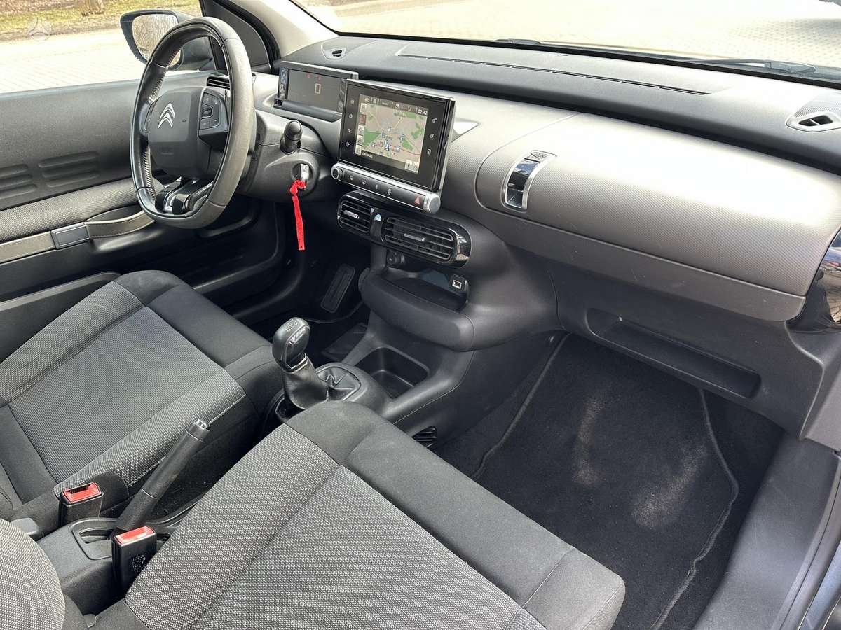 Citroen C4 Cactus, 1.2 l., Хэтчбек