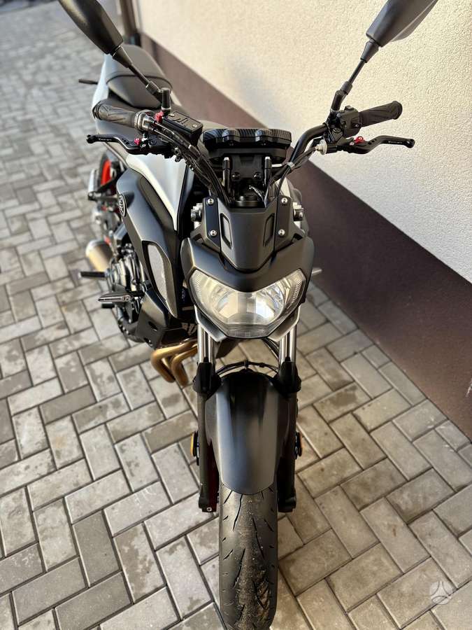 Yamaha MT 07 700cc, street / classic