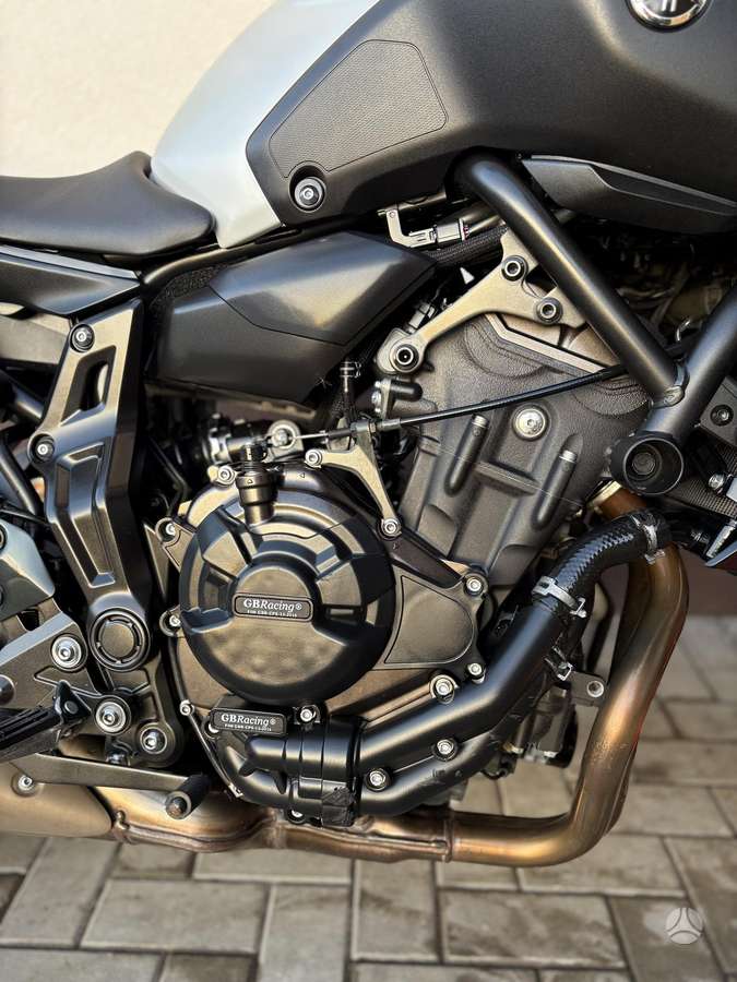 Yamaha MT 07 700cc, street / classic