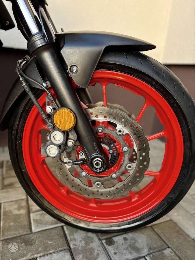 Yamaha MT 07 700cc, street / classic