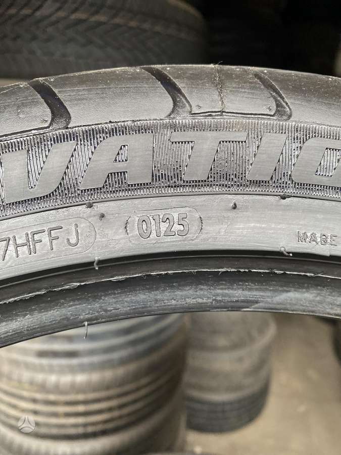 Ovation 2025 m, vasarinės 235/40 R19