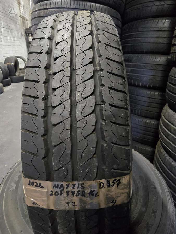 Maxxis, summer 205/75 R16