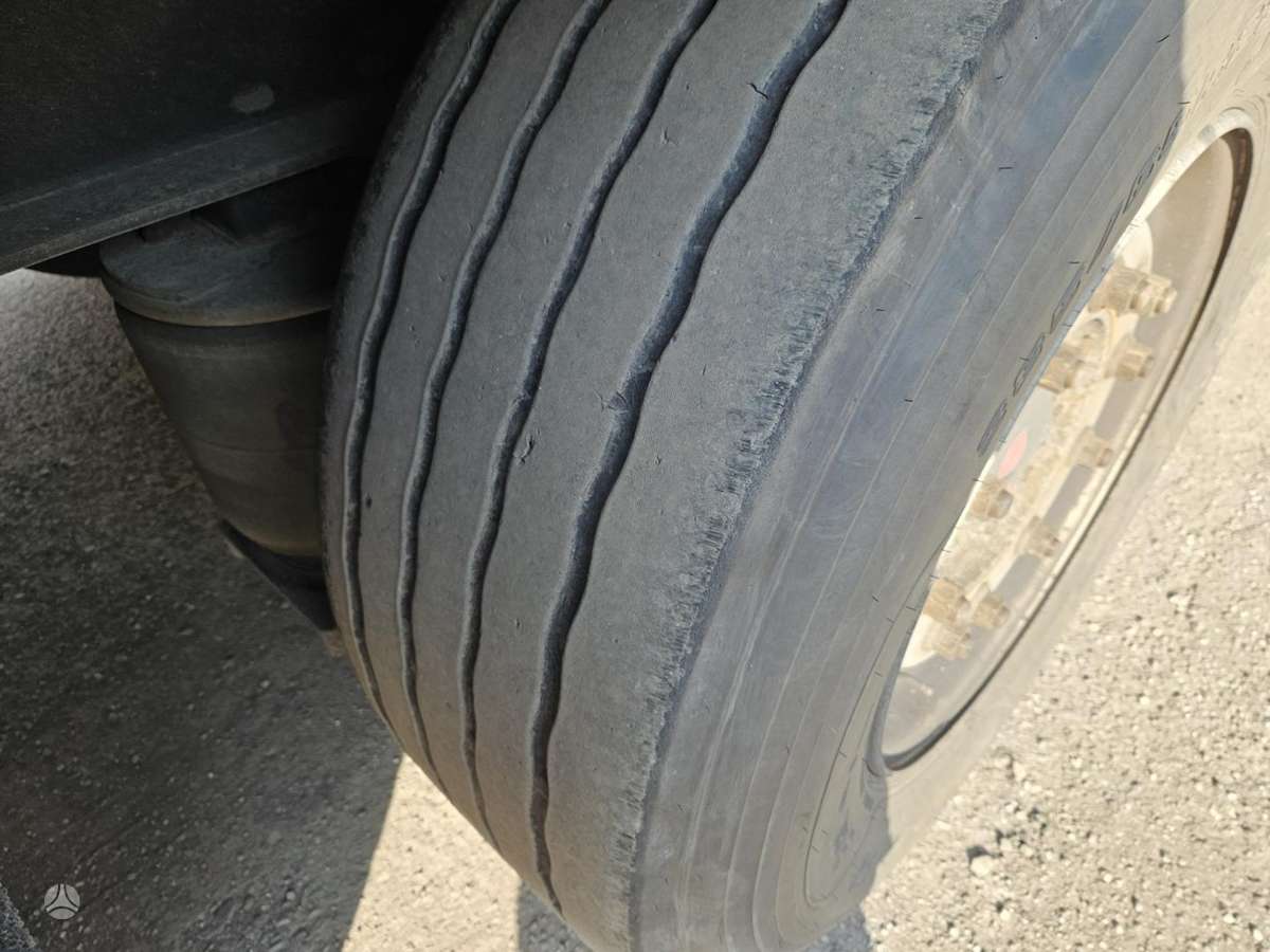Kögel SN24 bort stora, bortinės su tentu