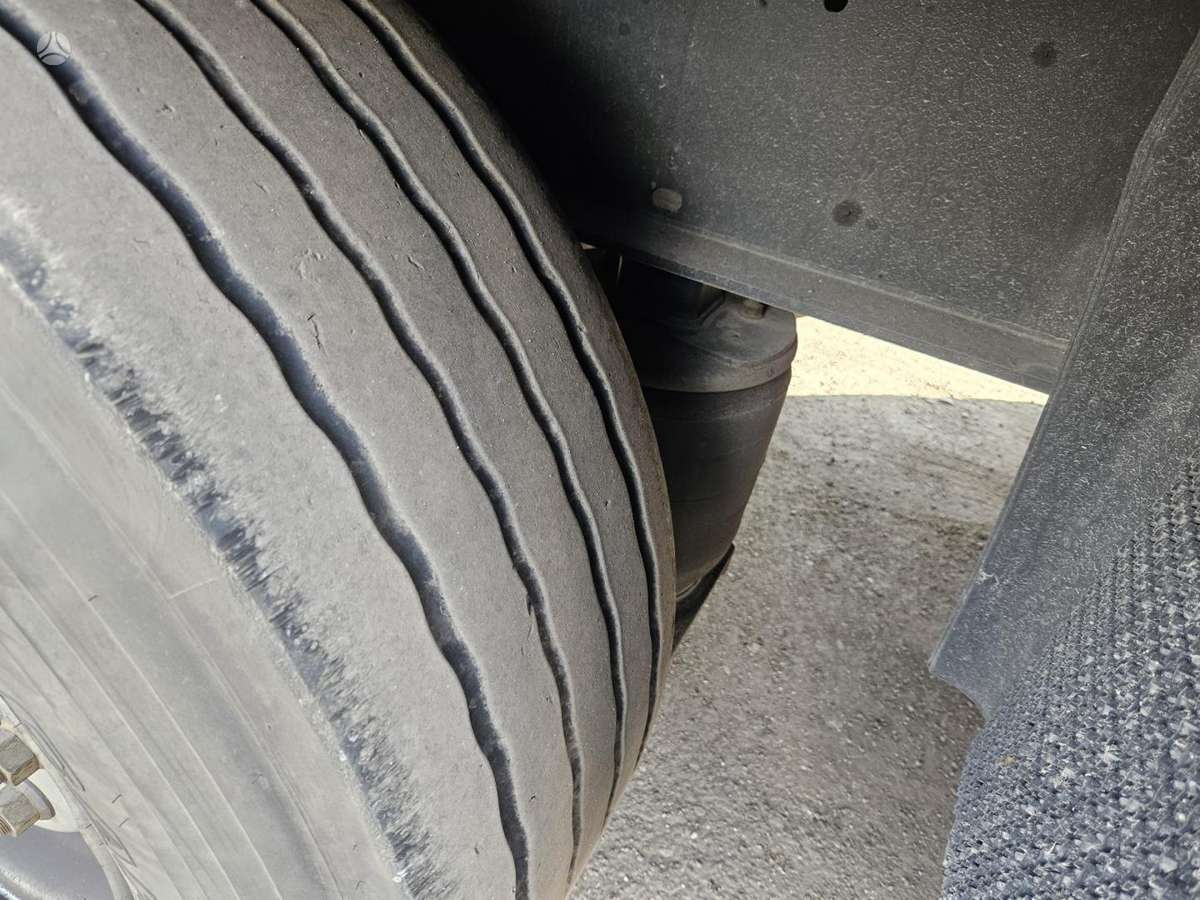 Kögel SN24 bort stora, bortinės su tentu