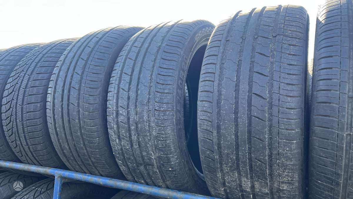 Royalton, vasarinės 275/40 R20