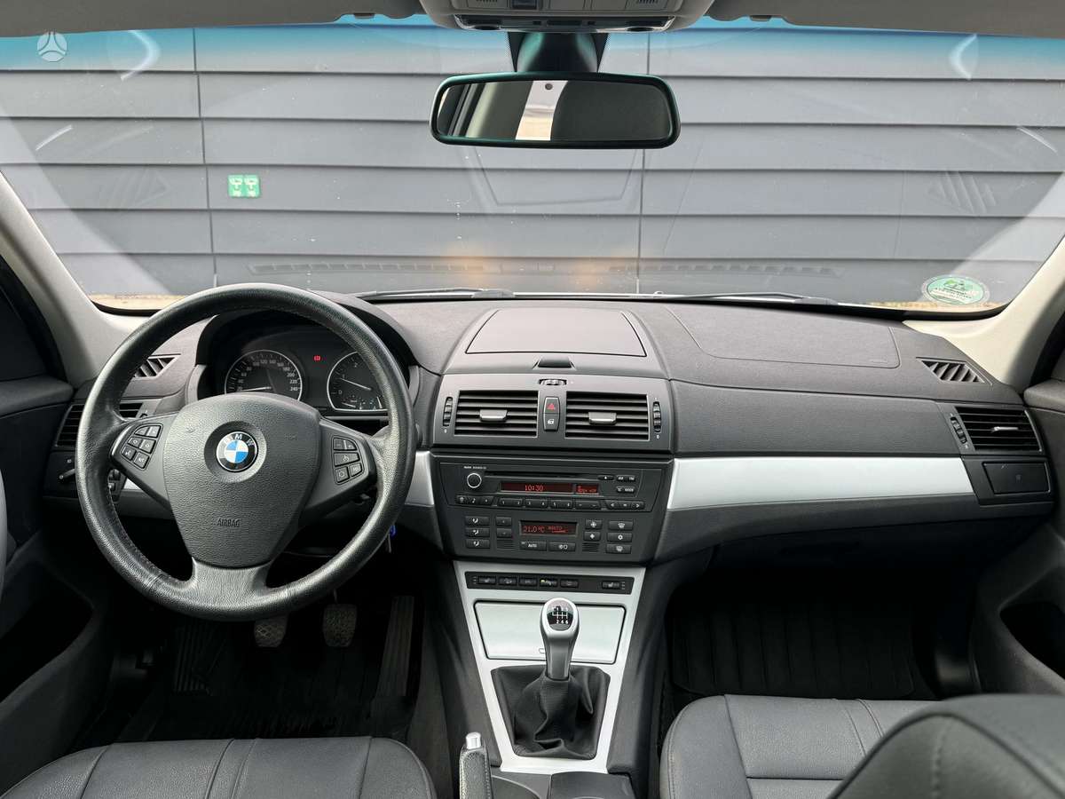 BMW X3, 2.0 l., off-road / crossover
