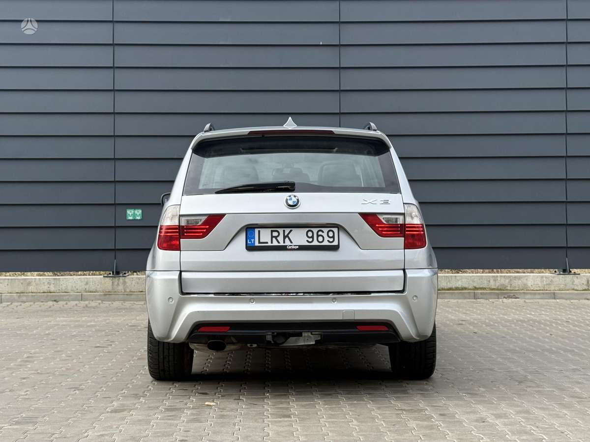 BMW X3, 2.0 l., off-road / crossover