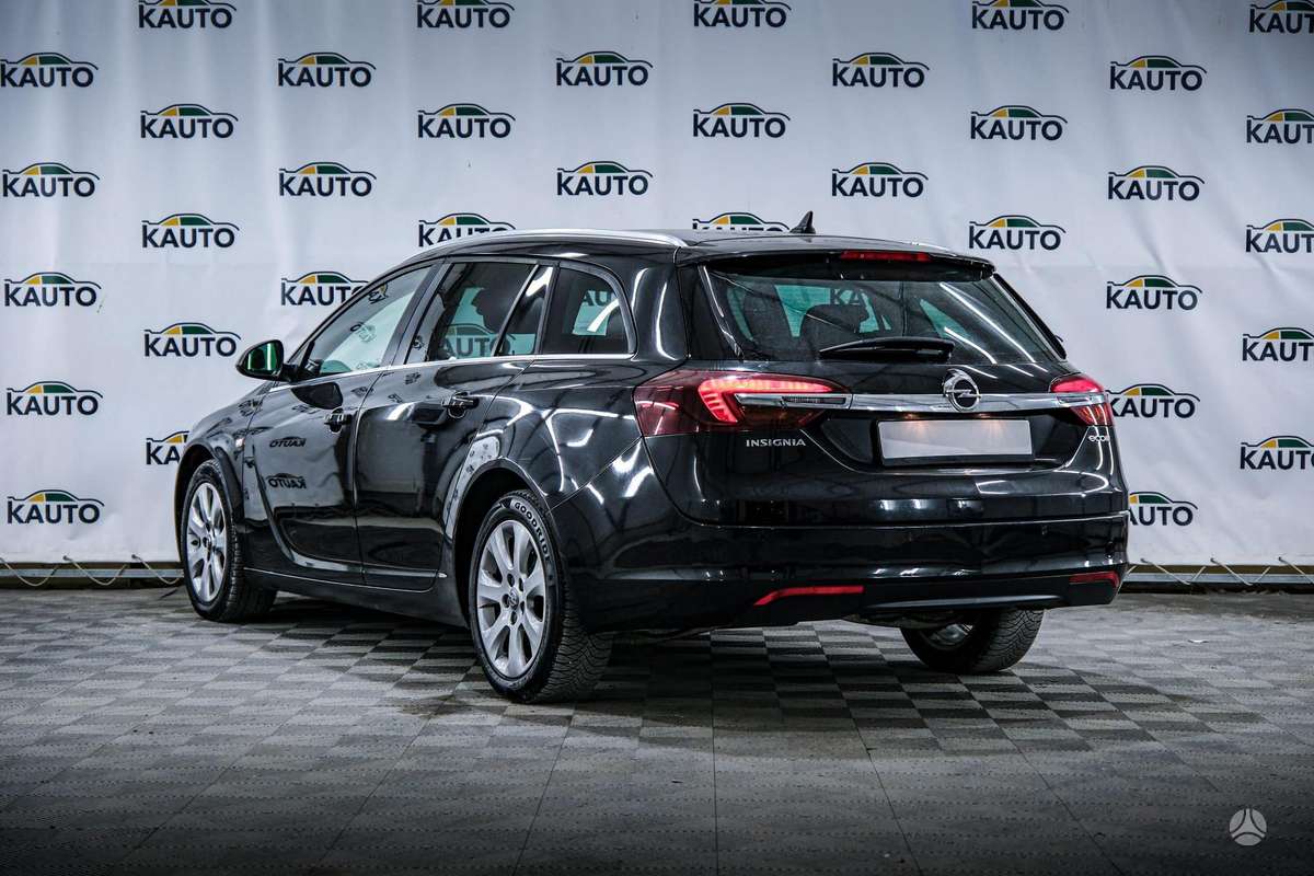 Opel Insignia, 2.0 l., wagon