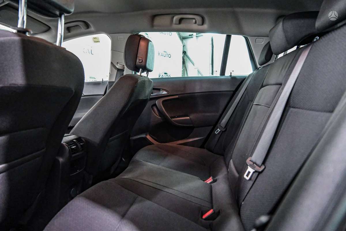 Opel Insignia, 2.0 l., wagon