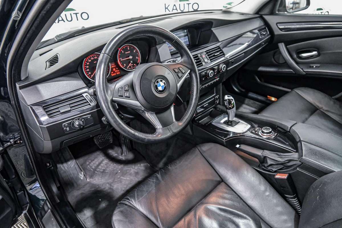 BMW 525, 2.0 l., Универсал
