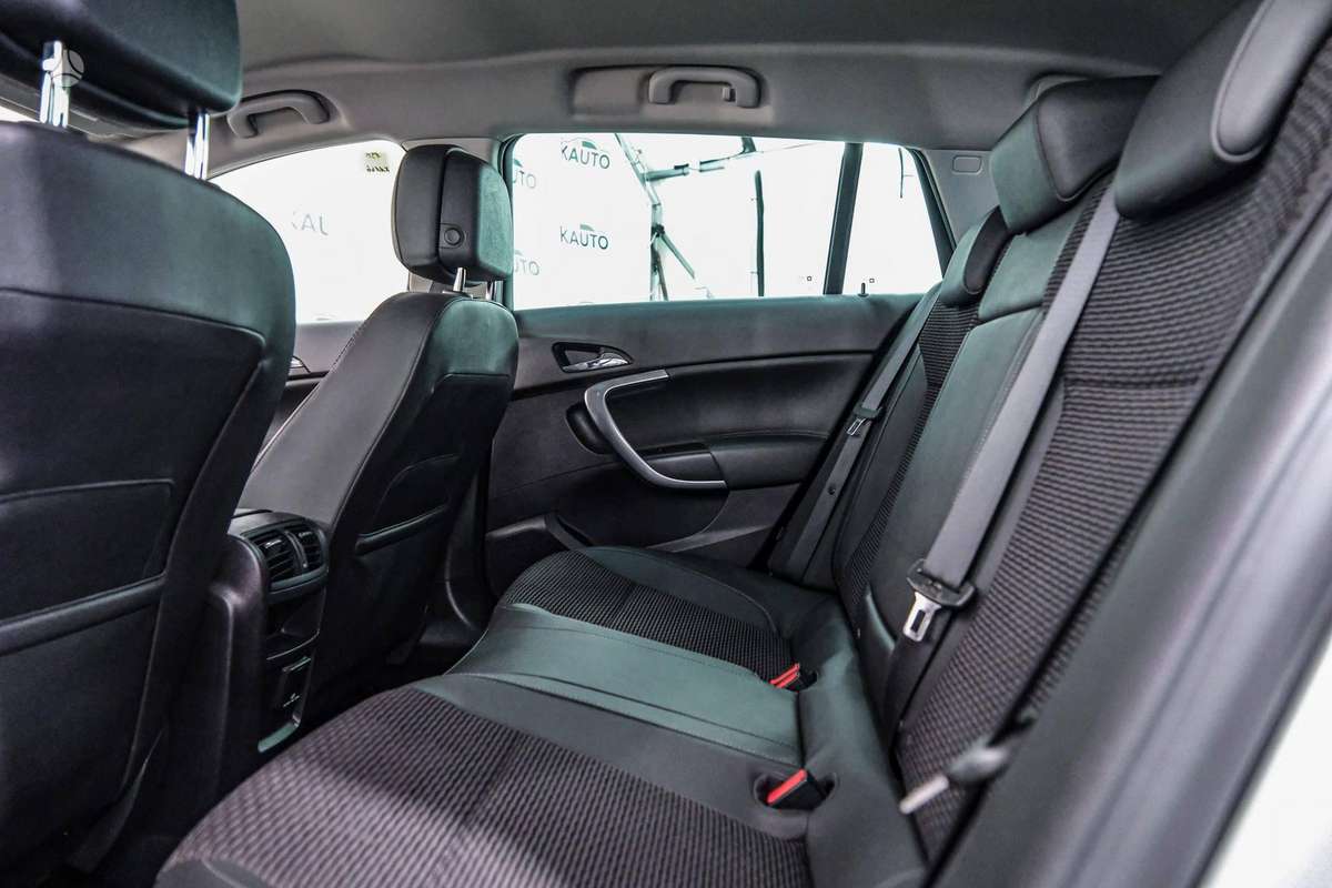 Opel Insignia, 1.6 l., wagon