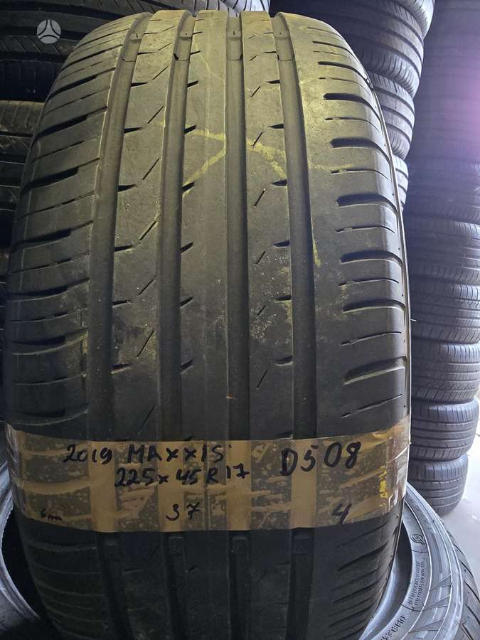 Maxxis, летние 225/45 R17