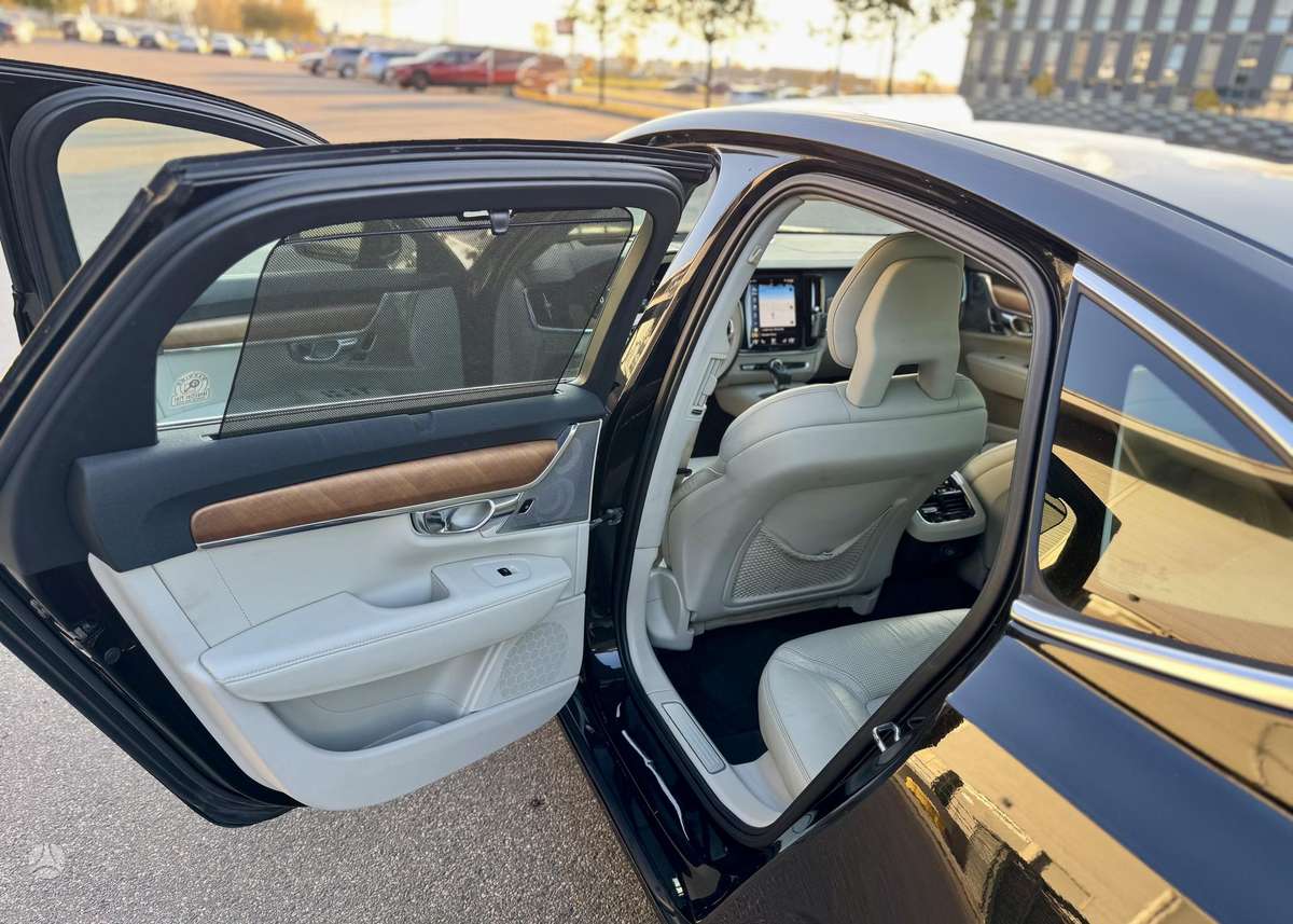 Volvo S90, 2.0 l., Седан