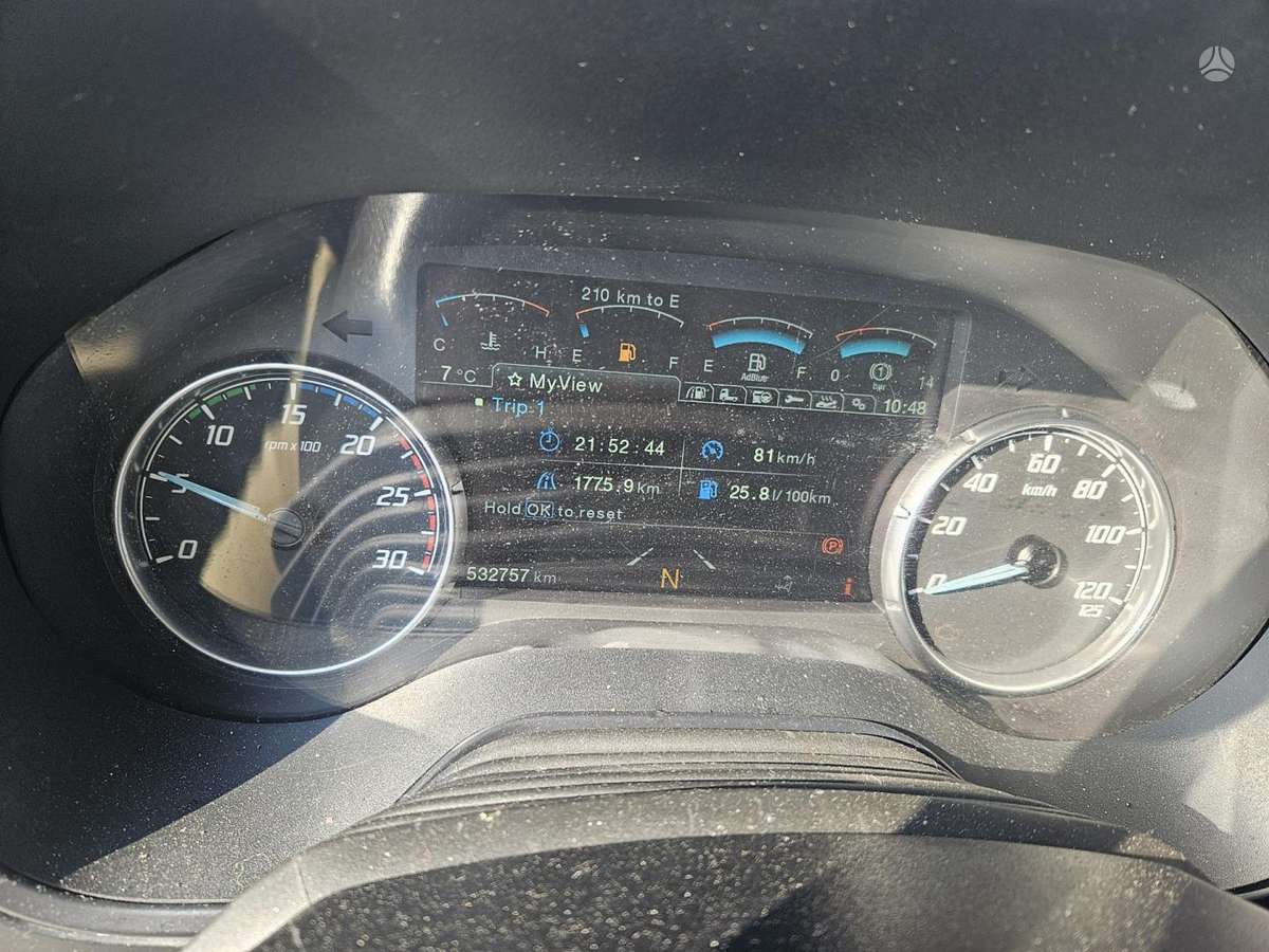 Ford F-MAX, 2 miegamosios vietos