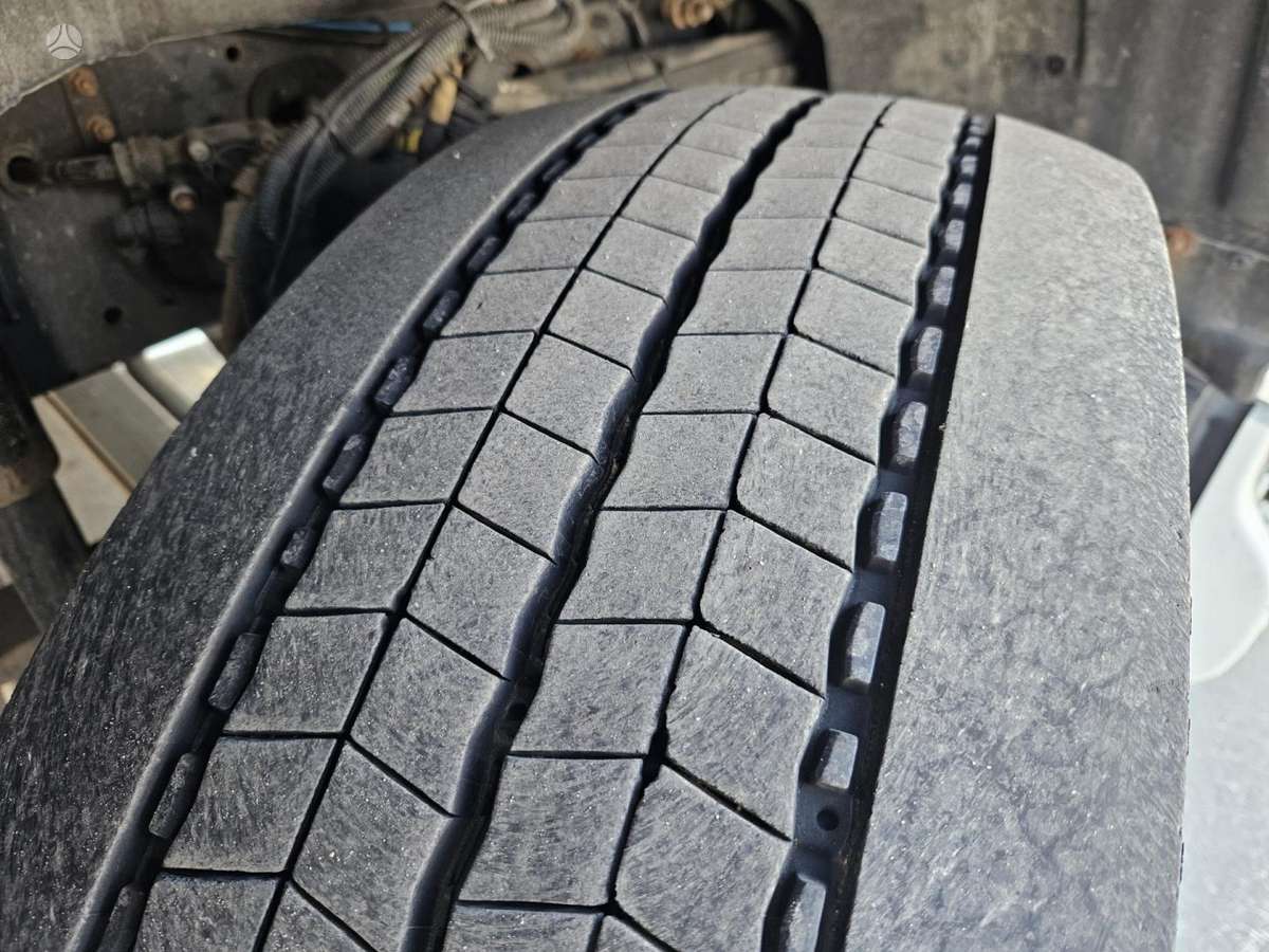 Ford F-MAX, 2 miegamosios vietos