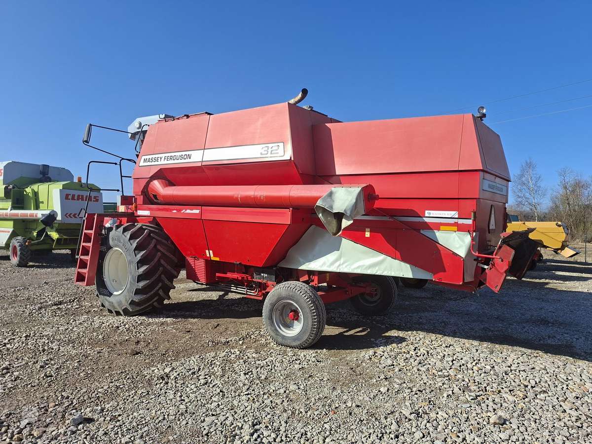 Massey Ferguson 32, комбайны