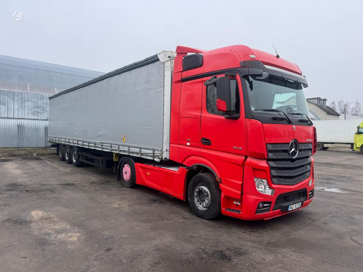 Mercedes-Benz ACTROS, double sleeper