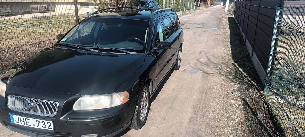 Volvo V70, 2.4 l., wagon