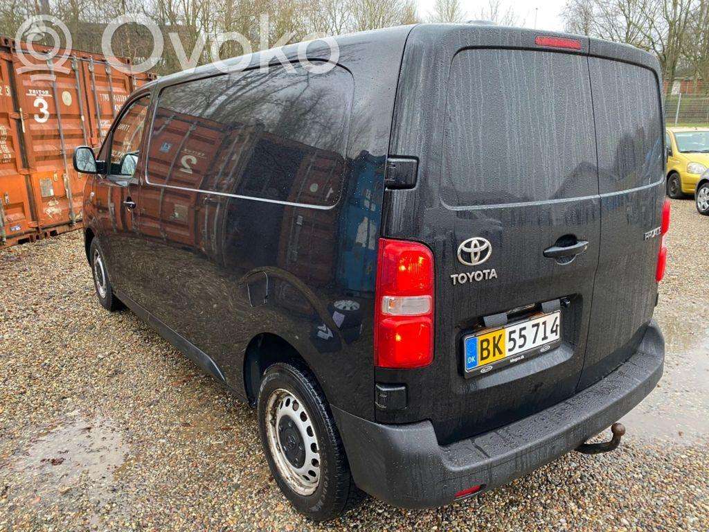 Toyota Proacce, cargo vans