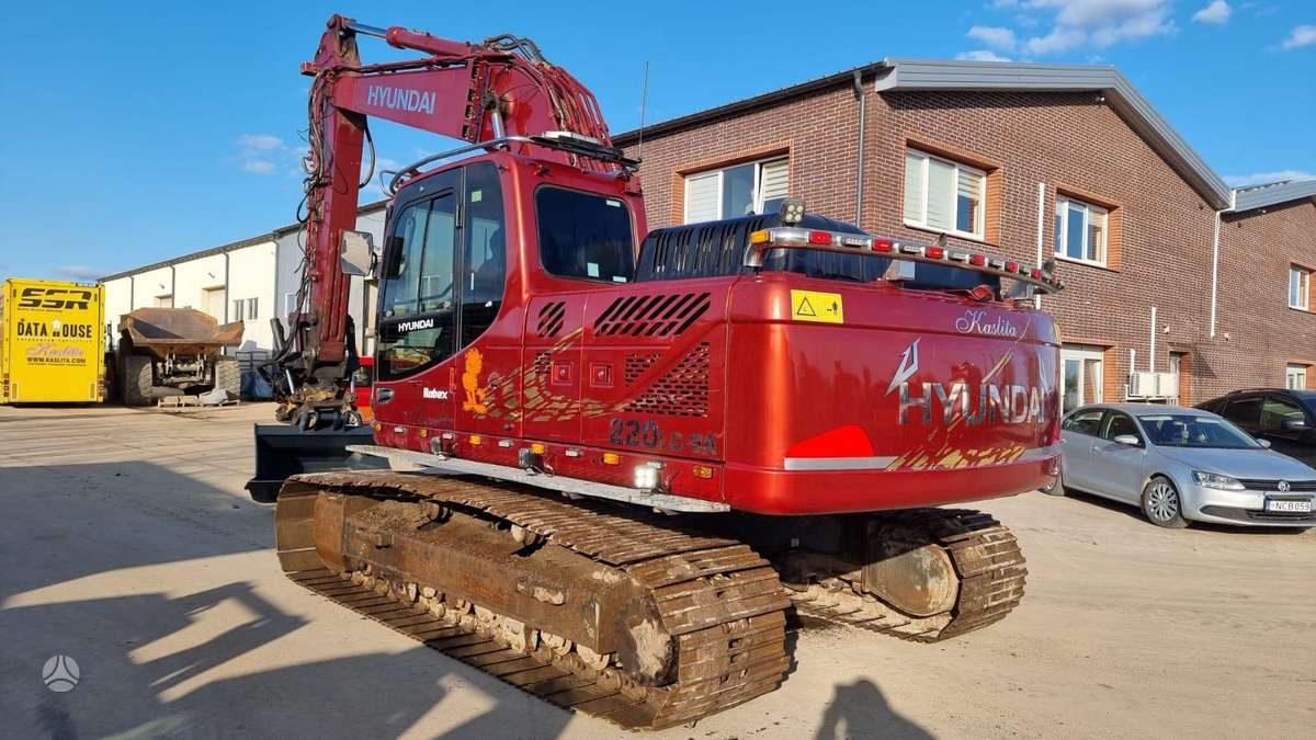 Hyundai Robex 220 LC-9 A + Rototilt, экскаваторы